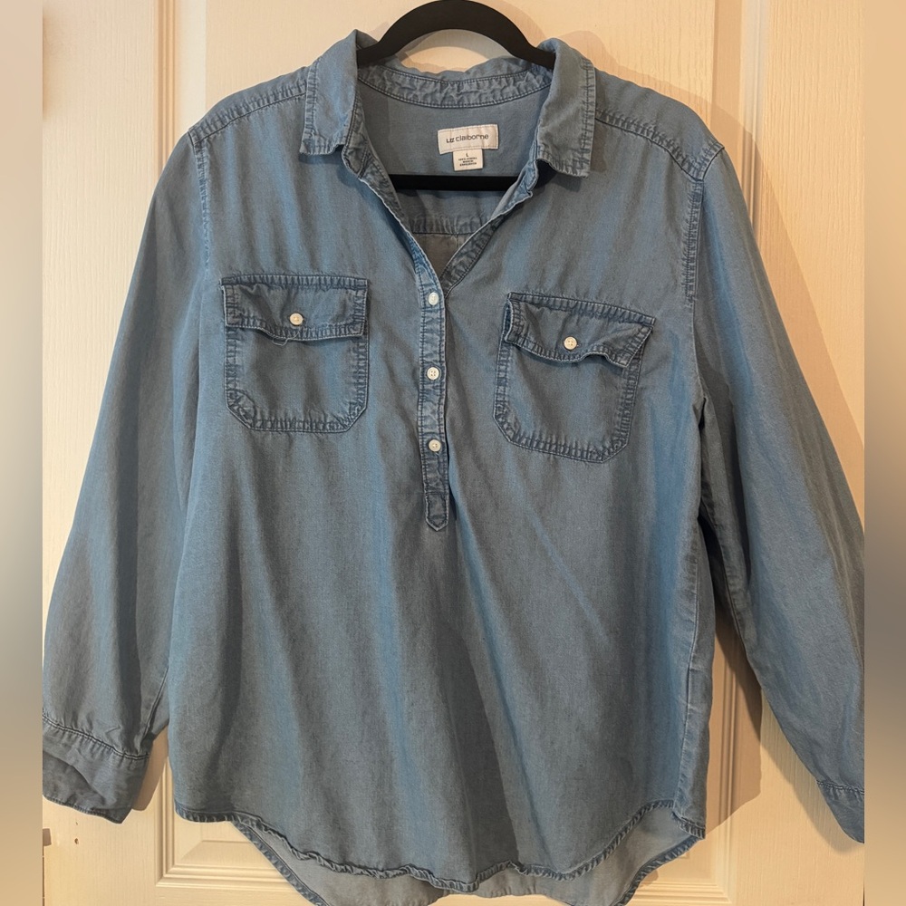 Liz Claiborne Pullover 1/4 Front Button  Denim  Shirt Size L